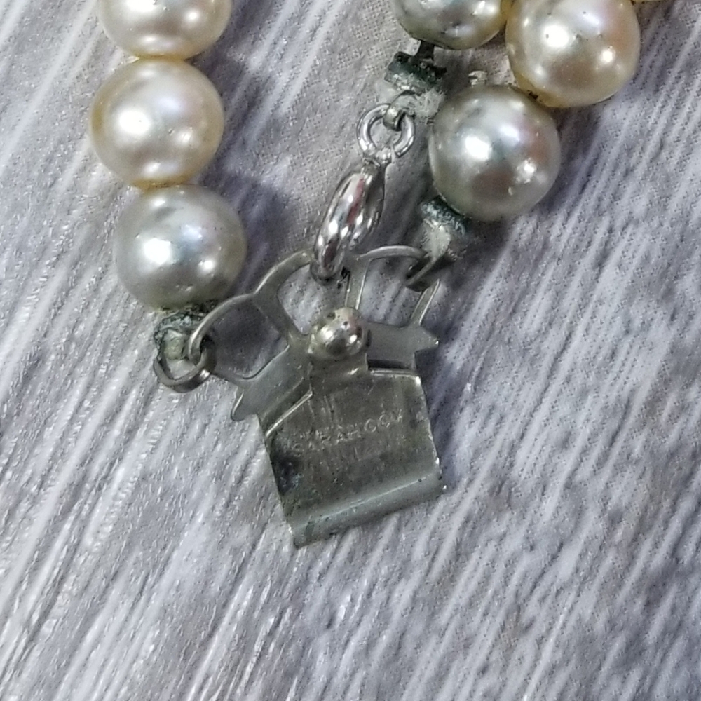 Vintage Sarah Coventry triple strand pearl necklace - Picture 5 of 9